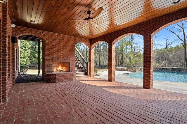 800 Owens Lake Road, Milton, GA 30004