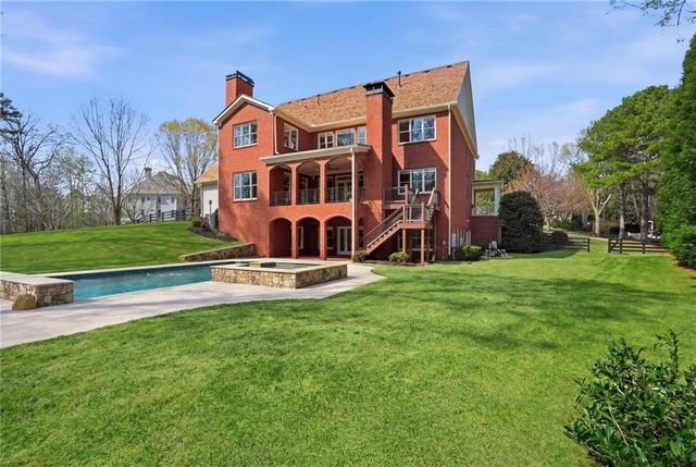 800 Owens Lake Road, Milton, GA 30004