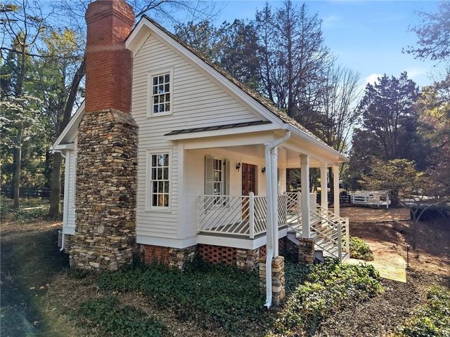 800 Owens Lake Road, Milton, GA 30004