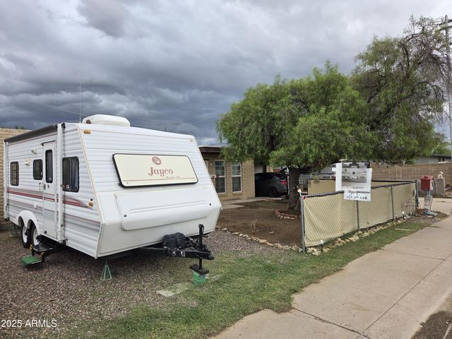 3251 W Cortez Avenue, Phoenix, AZ 85029