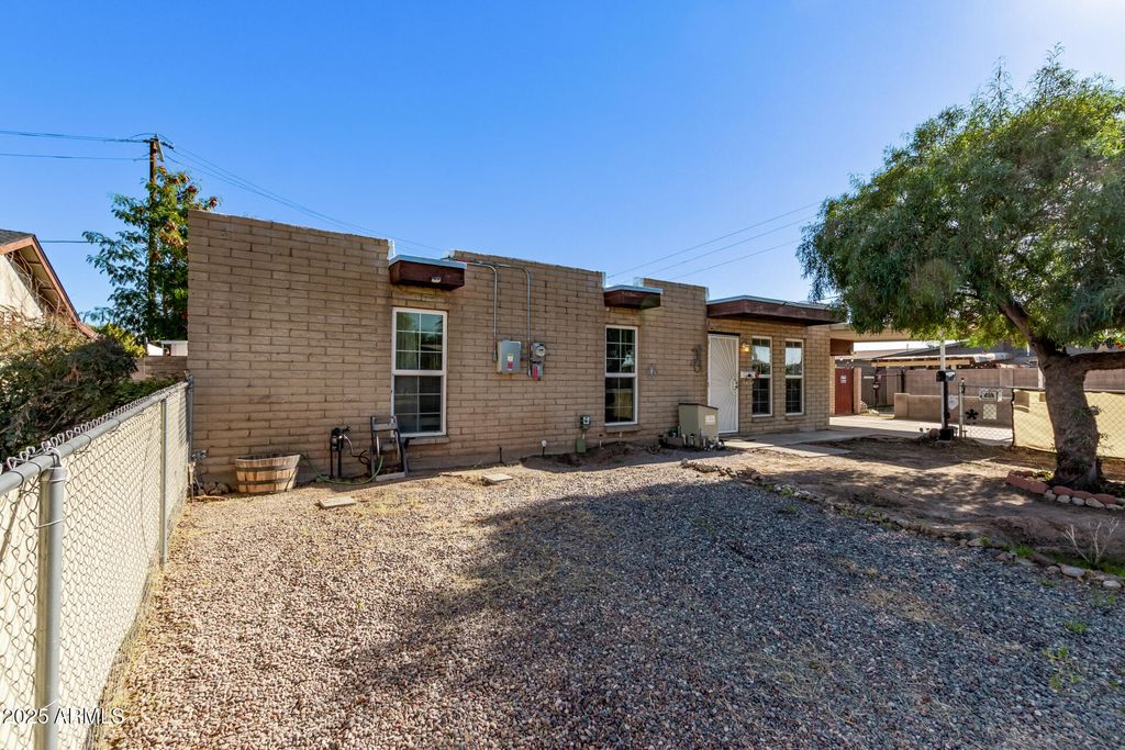 3251 W Cortez Avenue, Phoenix, AZ 85029
