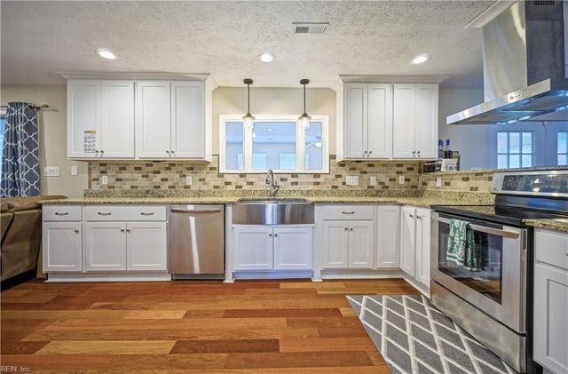203 Skipper CT, Hampton, VA 23669