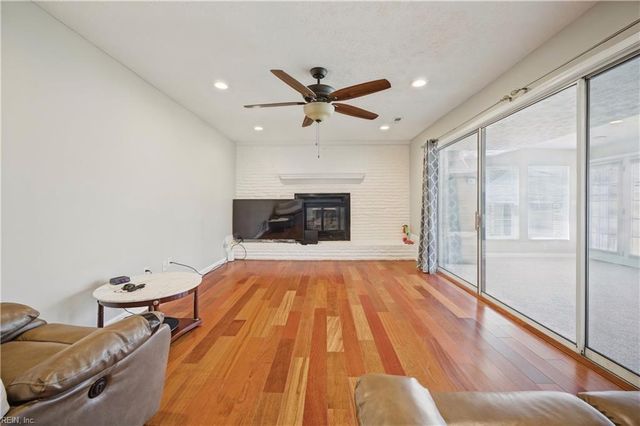 203 Skipper CT, Hampton, VA 23669