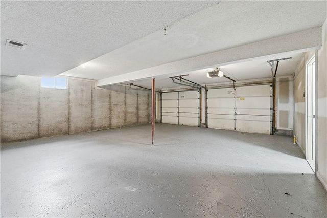 1003 Lincoln Street, Pleasant Hill, MO 64080