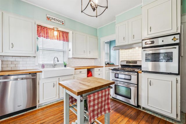 1004 Mitchell ST, Gonzales, TX 78629