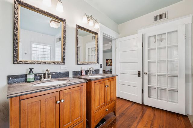 1004 Mitchell ST, Gonzales, TX 78629