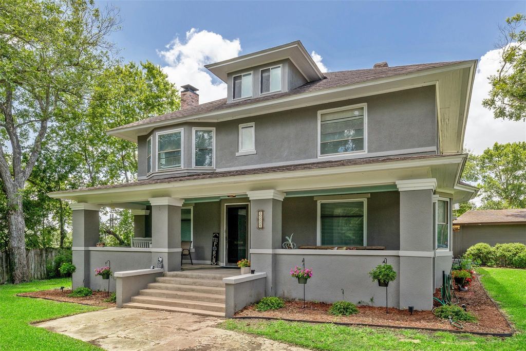 1004 Mitchell ST, Gonzales, TX 78629