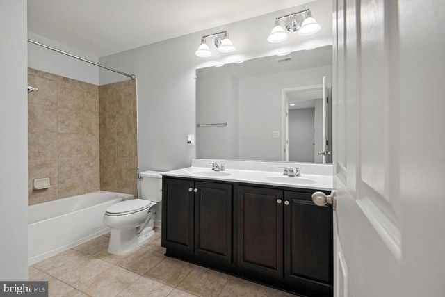 25562 CASALE TER, Chantilly, VA 20152