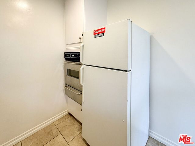 222 Washington Avenue 12, Santa Monica, CA 90403