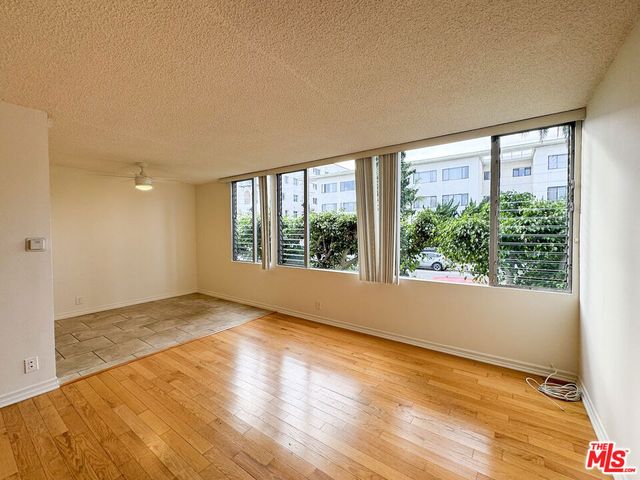222 Washington Avenue 12, Santa Monica, CA 90403