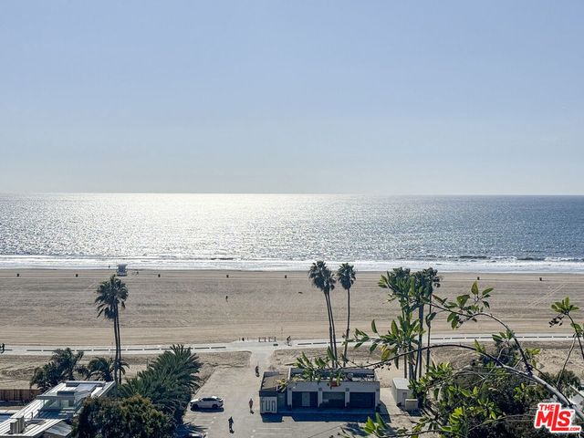 222 Washington Avenue 12, Santa Monica, CA 90403