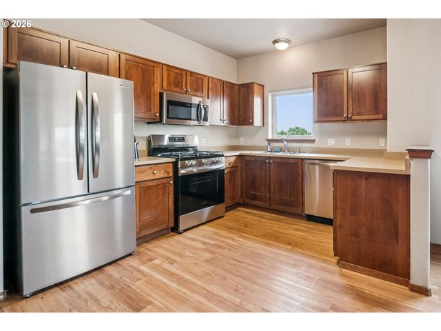 15320 Nw CENTRAL Dr 214, Portland, OR 97229