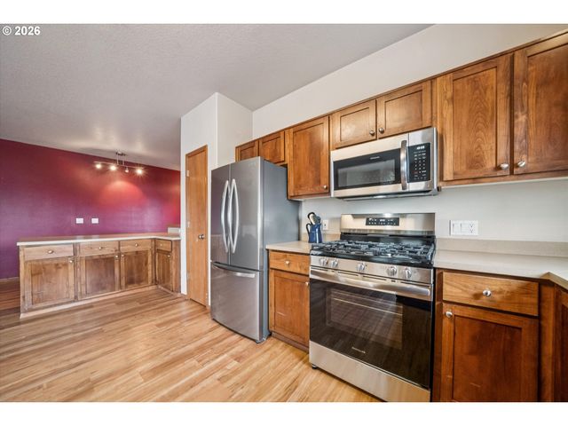 15320 Nw CENTRAL Dr 214, Portland, OR 97229