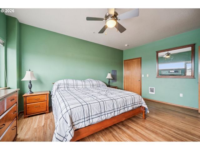 15320 Nw CENTRAL Dr 214, Portland, OR 97229