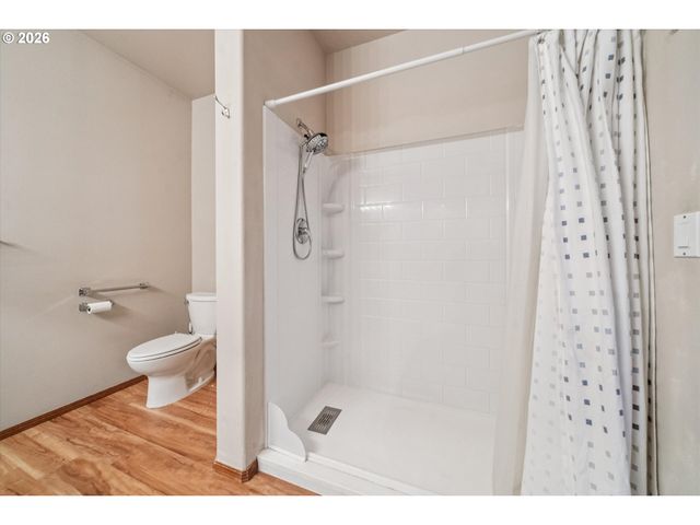 15320 Nw CENTRAL Dr 214, Portland, OR 97229