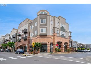 15320 Nw CENTRAL Dr 214, Portland, OR 97229