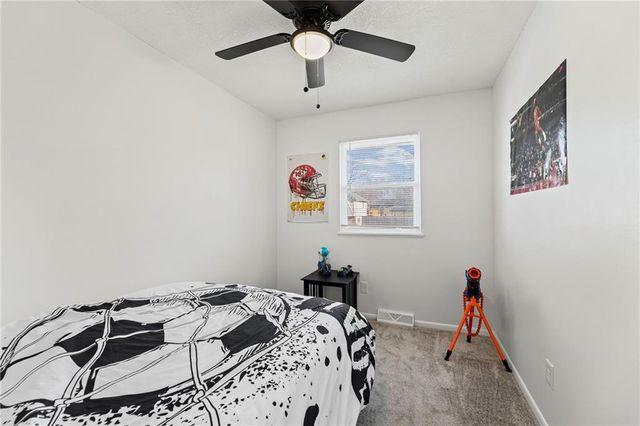 613 N Lincoln Street, Olathe, KS 66061