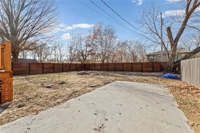 613 N Lincoln Street, Olathe, KS 66061