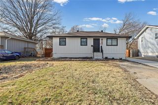 613 N Lincoln Street, Olathe, KS 66061