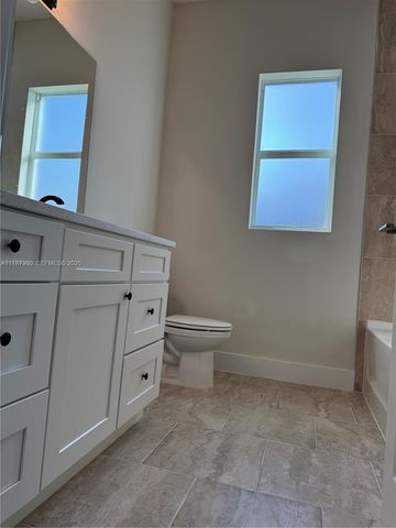 1062 JAY CT, La Belle, FL 33935