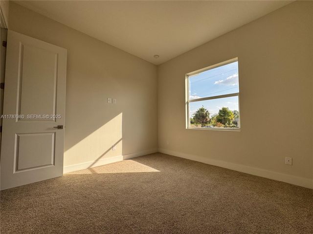 1062 JAY CT, La Belle, FL 33935