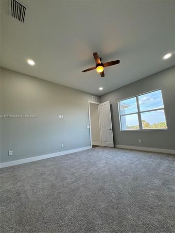 1062 JAY CT, La Belle, FL 33935