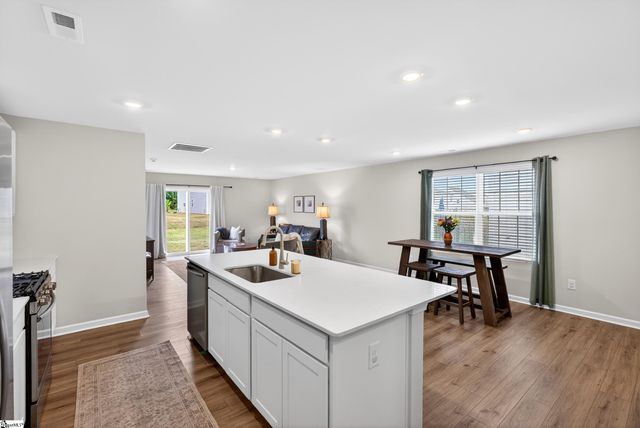 505 Cassell Court, Piedmont, SC 29673