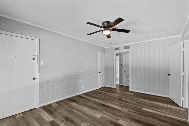 2324 Cedar Drive 3, La Marque, TX 77568