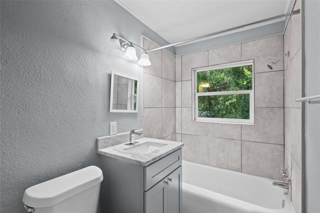 2324 Cedar Drive 3, La Marque, TX 77568