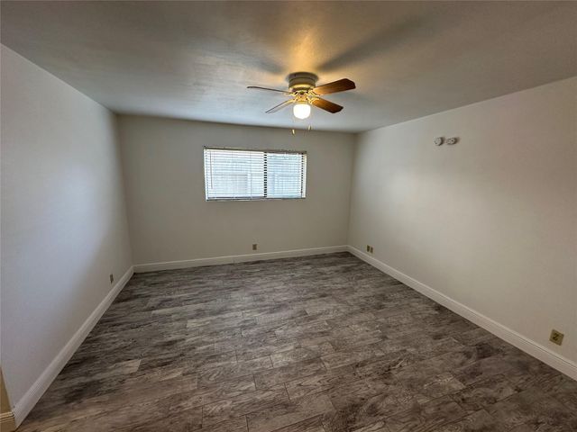 104 E 32nd ST 105, Austin, TX 78705