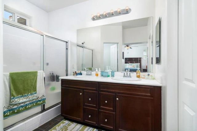 27494 Hazelhurst Street 2, Murrieta, CA 92562