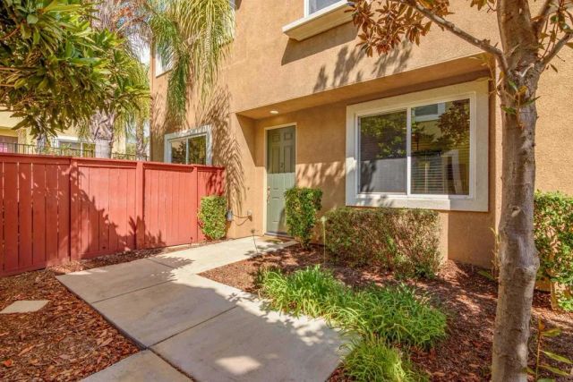 27494 Hazelhurst Street 2, Murrieta, CA 92562
