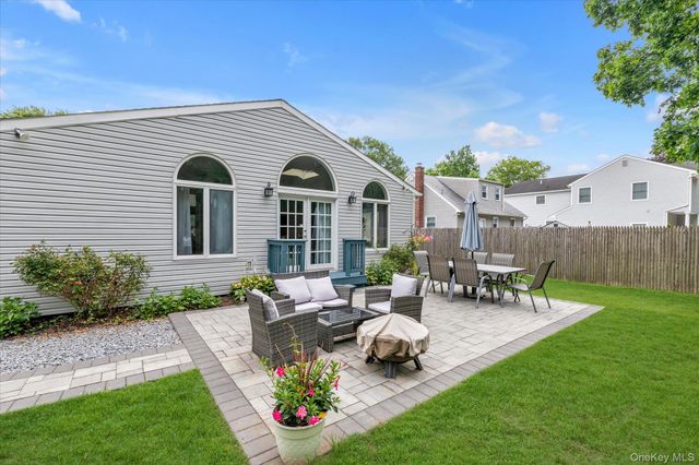 47 Lebkamp Avenue, Huntington, NY 11743