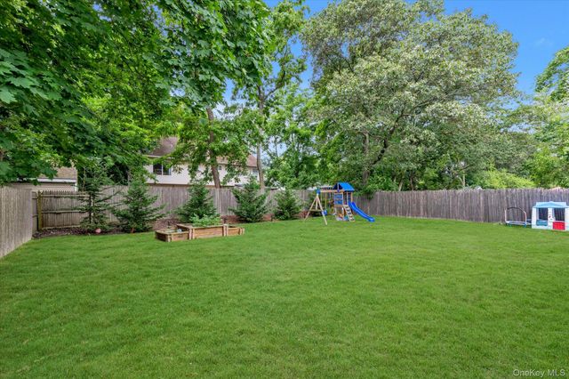 47 Lebkamp Avenue, Huntington, NY 11743
