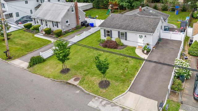 47 Lebkamp Avenue, Huntington, NY 11743