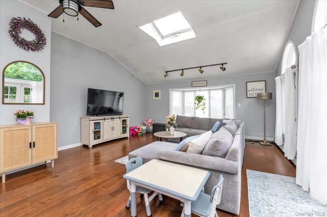 47 Lebkamp Avenue, Huntington, NY 11743