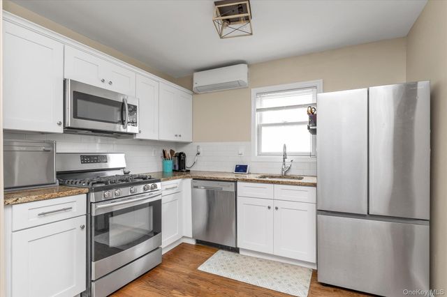 47 Lebkamp Avenue, Huntington, NY 11743