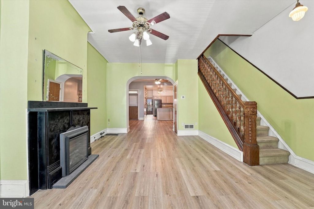 2436 W NORRIS ST, Philadelphia, PA 19121 — photo 4