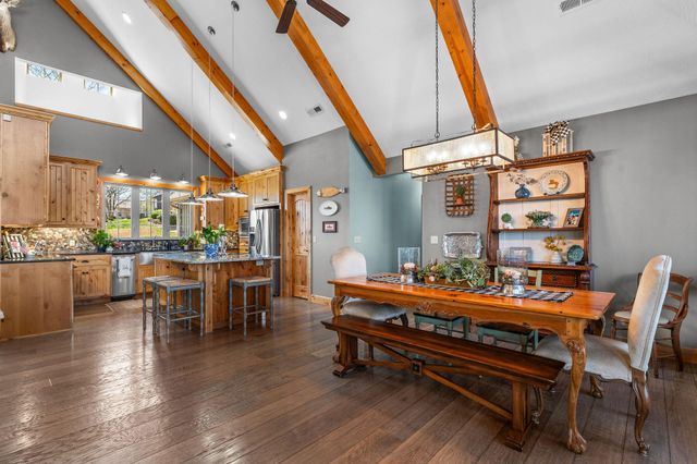 429 Hidden Shores Drive, Branson West, MO 65737