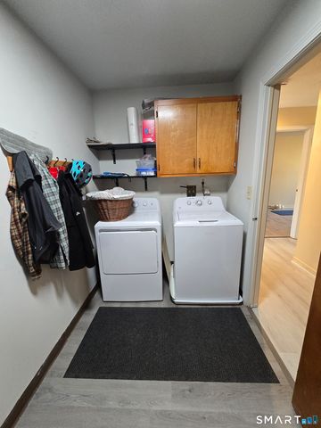 177 Lisle Street APT 5, Torrington, CT 06790