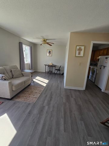 177 Lisle Street APT 5, Torrington, CT 06790