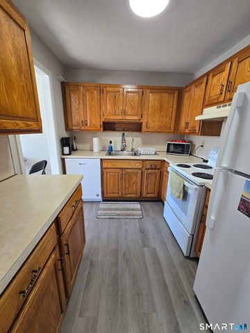 177 Lisle Street APT 5, Torrington, CT 06790