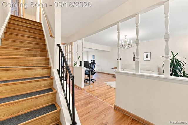 4720 Chapel Drive, Troy, MI 48085