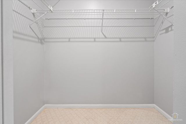 1606 W ORCHARD Place 1606, Arlington Heights, IL 60005