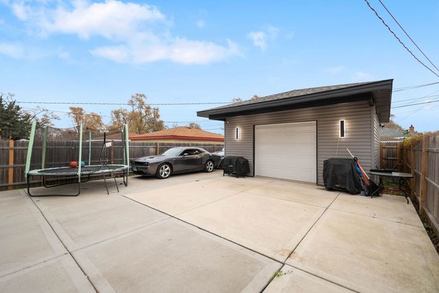 14617 Vine Avenue, Harvey, IL 60426