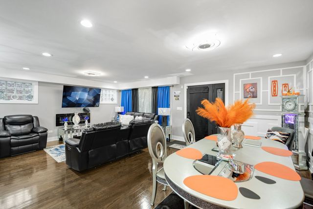 14617 Vine Avenue, Harvey, IL 60426