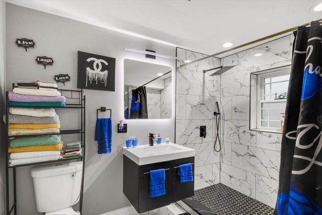 14617 Vine Avenue, Harvey, IL 60426