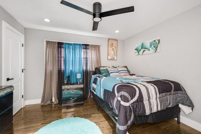 14617 Vine Avenue, Harvey, IL 60426