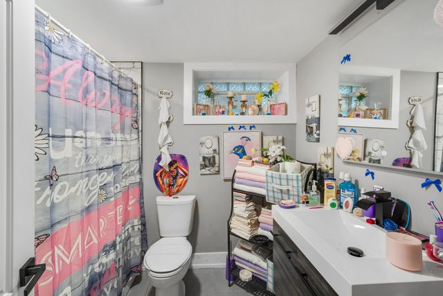 14617 Vine Avenue, Harvey, IL 60426