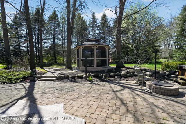1437 Wandering Way, Okemos, MI 48864